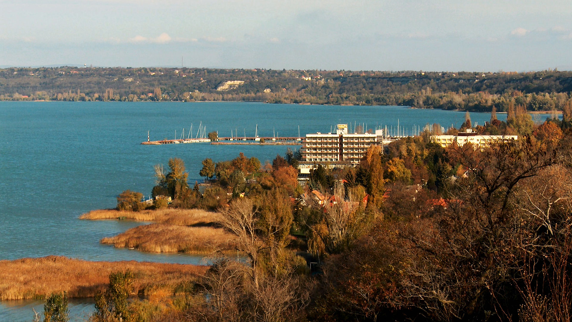 Balatonvilágoson, eladó üdülőt, apartmant keresek, Vevőimnek