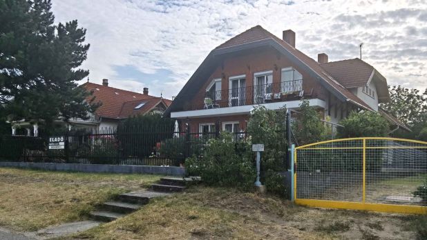 Szuperpanorámás cégüdülő, csak jól prosperáló vállalkozásnak Balatonvilágoson eladó Szuperpanorámás cégüdülő, csak jól prosperáló vállalkozásnak Balatonvilágoson eladó